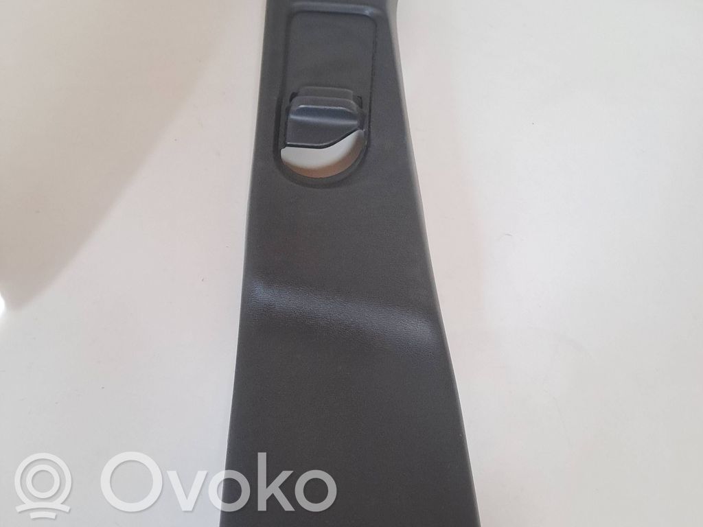 Mercedes-Benz GLA W156 X156 (B) pillar trim (top) 