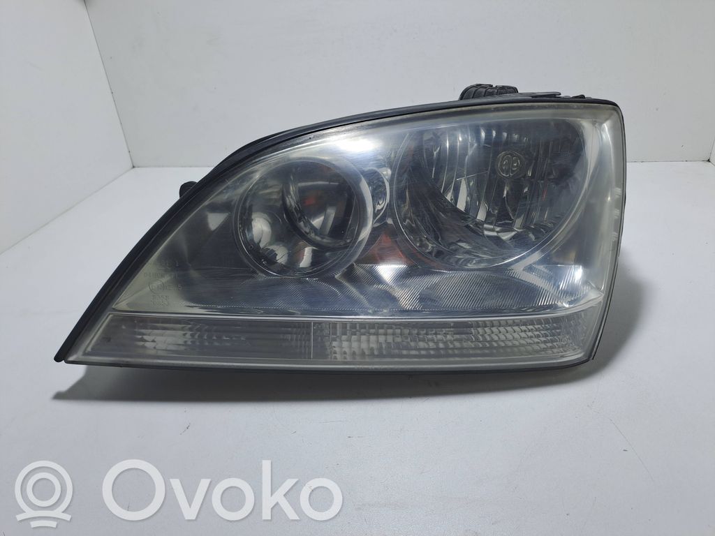 KIA Sorento Lampa przednia 