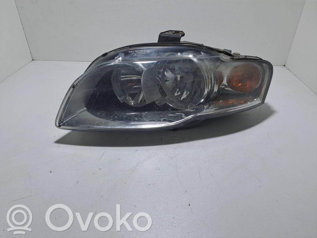 Audi A4 S4 B7 8E 8H Lampa przednia 