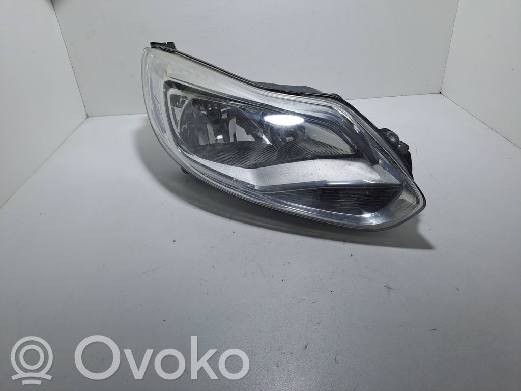 Ford Focus Headlight/headlamp 