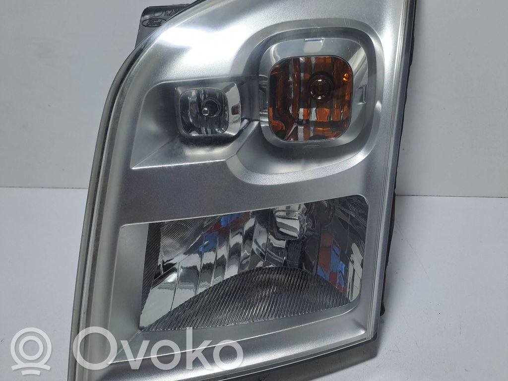 Ford Connect Headlight/headlamp 