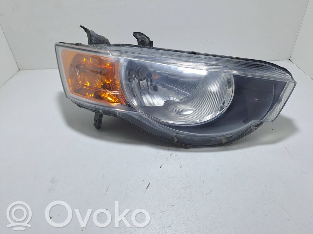Mitsubishi Colt Phare frontale 