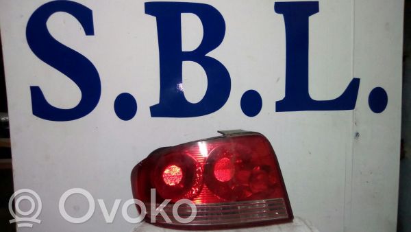 Hyundai Sonata Tailgate rear/tail lights 