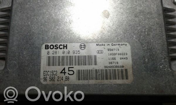 Engine control unit/module   0281010935