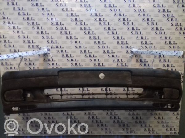 Renault Laguna I Front bumper 