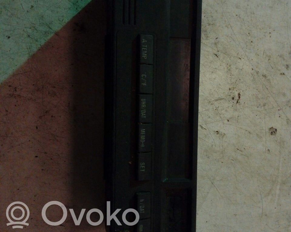 BMW 3 E36 Climate control unit 