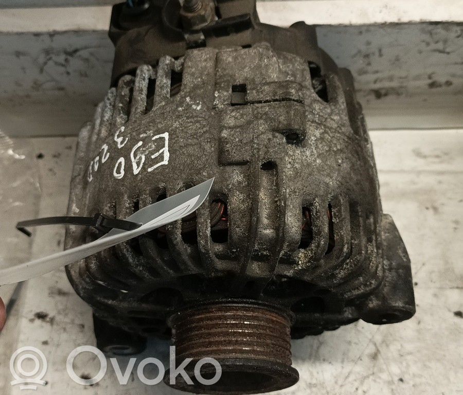 BMW 3 E90 E91 Generator/alternator 