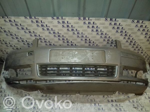 Audi A8 S8 D3 4E Priekinis bamperis 