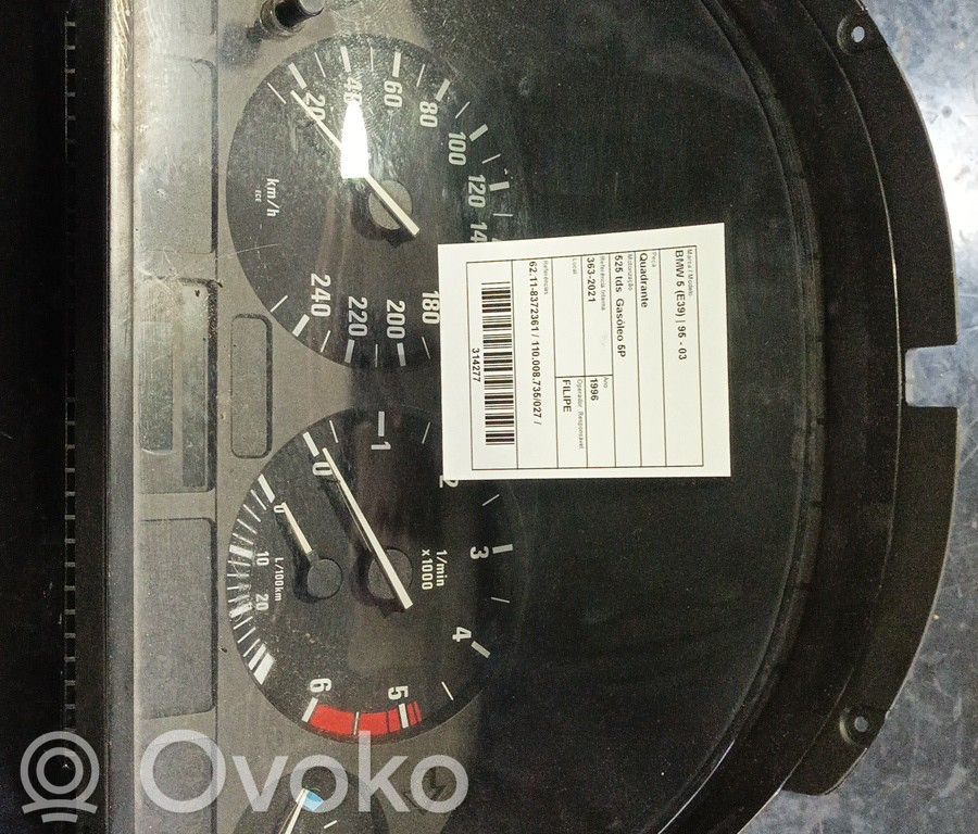 Speedometer (instrument cluster)   62118372361
