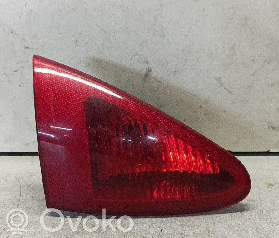 Alfa Romeo 147 Lampă spate în capacul portbagajului 