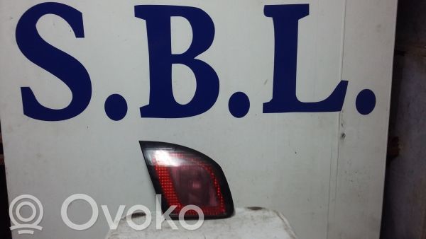 Nissan Primera Luces portón trasero/de freno 