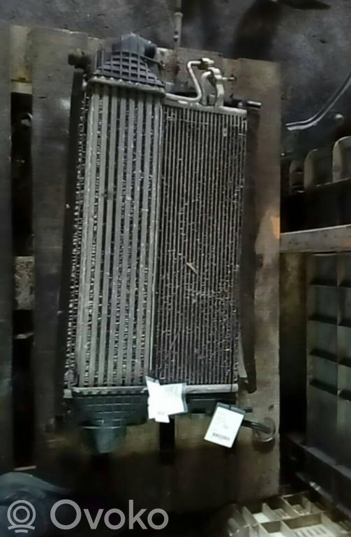 Refroidisseur intermédiaire   3M5H9L440AE