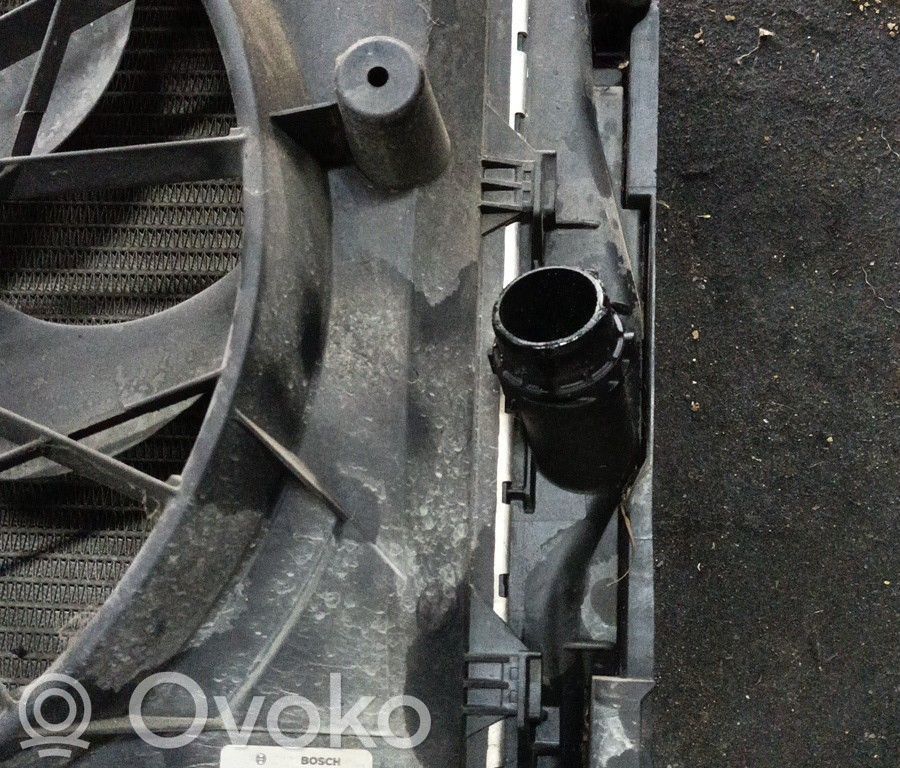 BMW 1 E81 E87 Radiador del refrigerante 