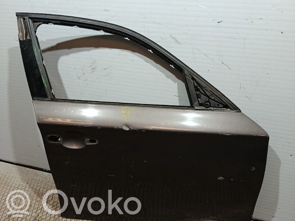 Porte avant
