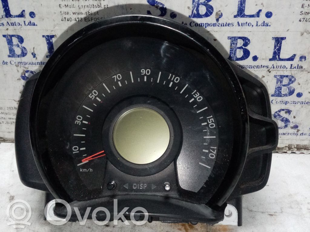 Speedometer (instrument cluster)