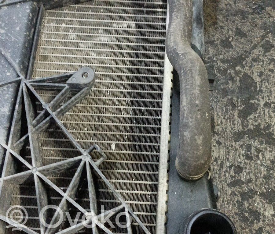 Opel Corsa D Chłodnica 