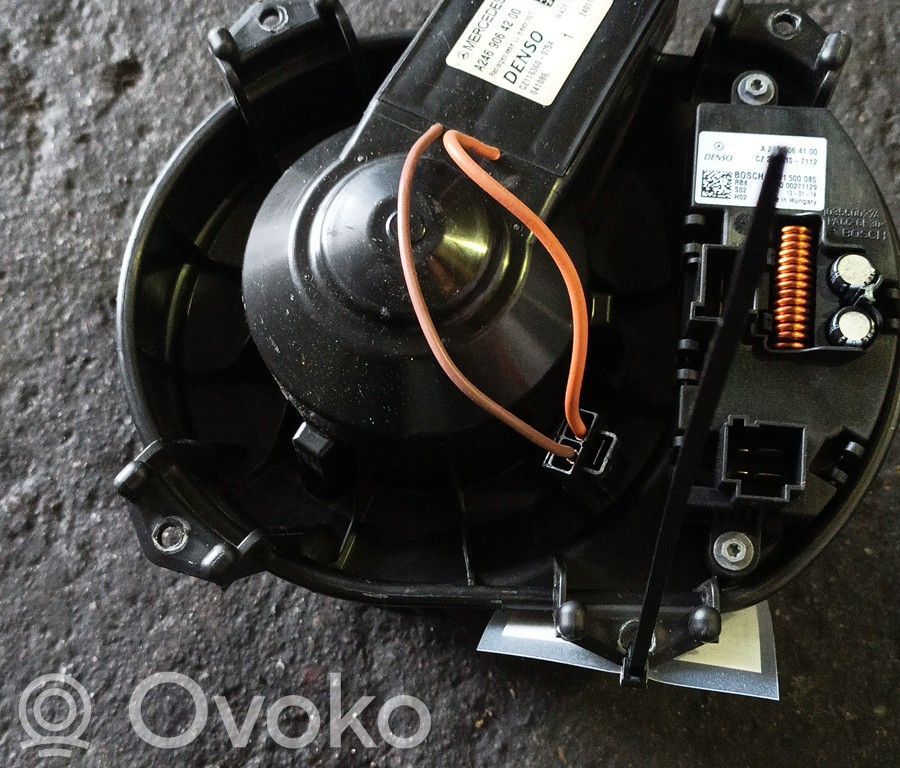 Mercedes-Benz A W176 Ventilator aerotermă 