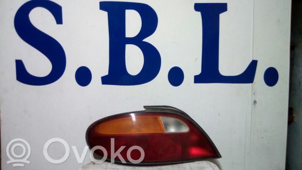 Hyundai Lantra II Takaluukun takavalot 