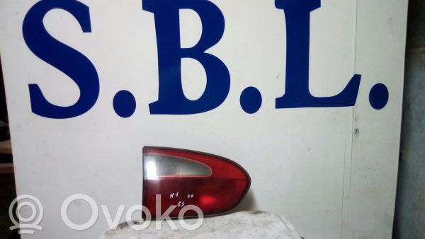 Hyundai H-1, Starex, Satellite Takaluukun takavalot 