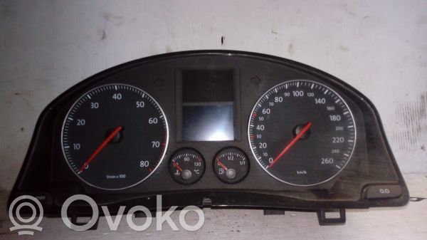 Volkswagen Eos Speedometer (instrument cluster) 