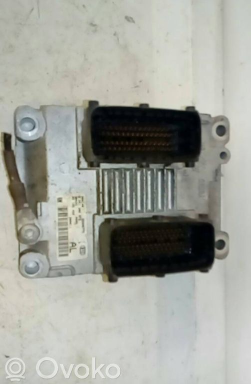 Opel Corsa C Calculateur moteur ECU 