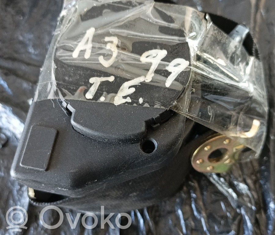 Audi A3 S3 8L Cinturón trasero 