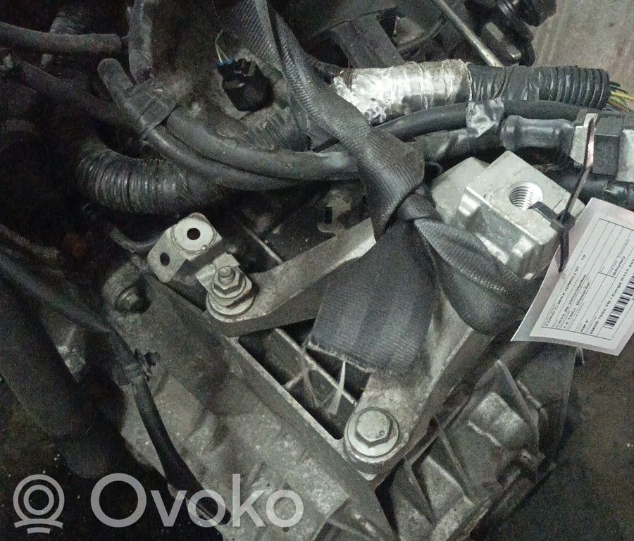 Ford C-MAX I Caja de cambios manual de 5 velocidades 