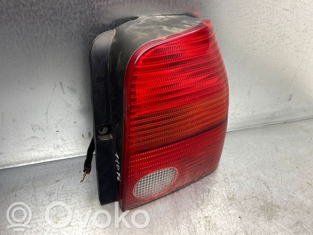 Volkswagen Lupo Aizmugurējais lukturis virsbūvē 