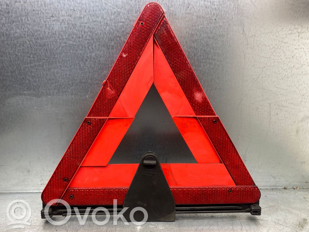 Audi A6 S6 C5 4B Emergency warning sign 