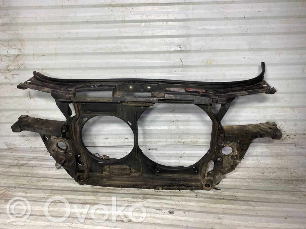 Audi A6 S6 C5 4B Pas przedni 