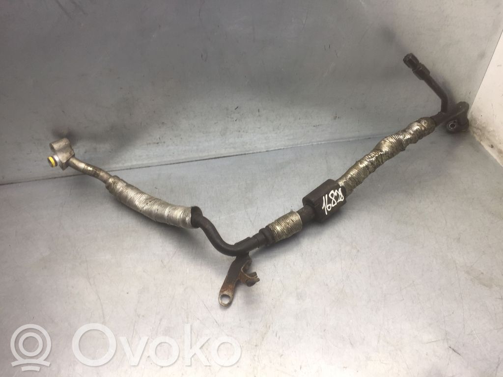 BMW 7 E65 E66 Ilmastointilaitteen putki (A/C) 