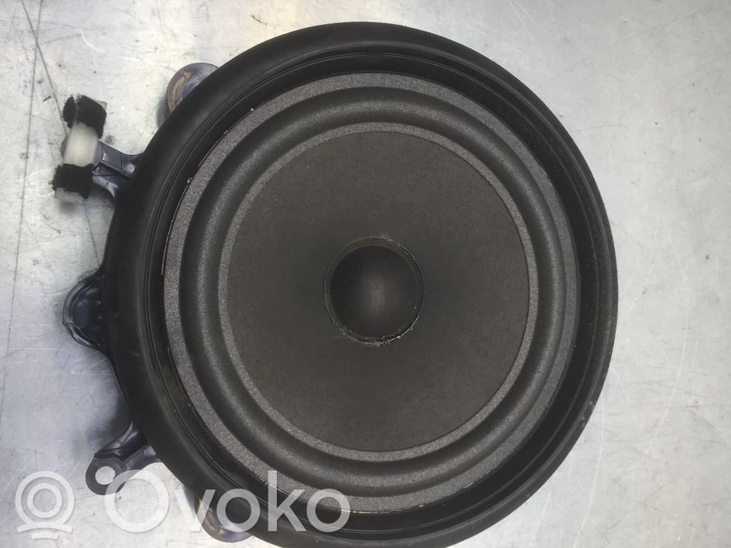 Audi A4 S4 B7 8E 8H Głośnik drzwi przednich 