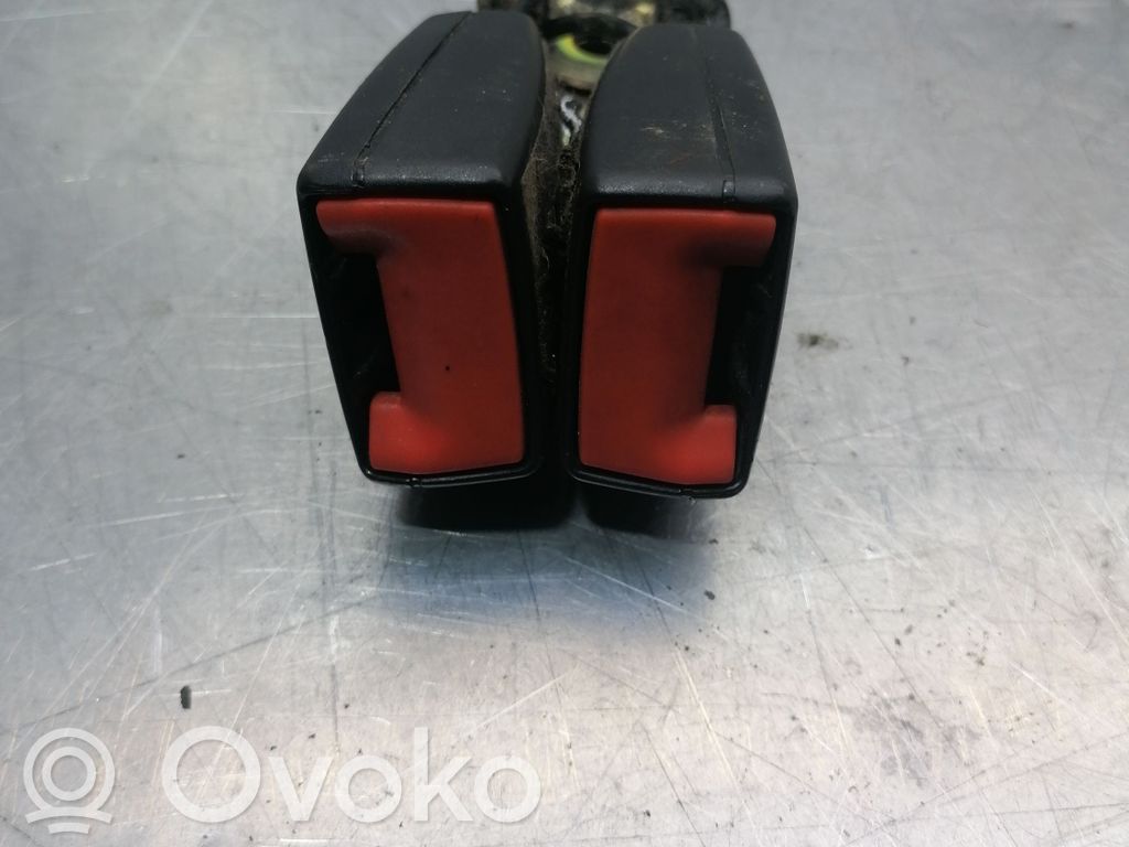 Jaguar X-Type Middle seatbelt buckle (rear) 