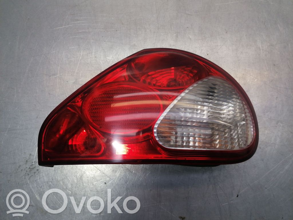 Jaguar X-Type Rear/tail lights 