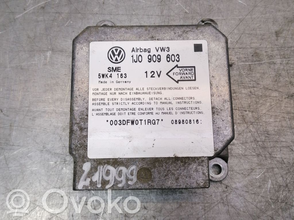 Skoda Octavia Mk1 (1U) Airbag control unit/module 