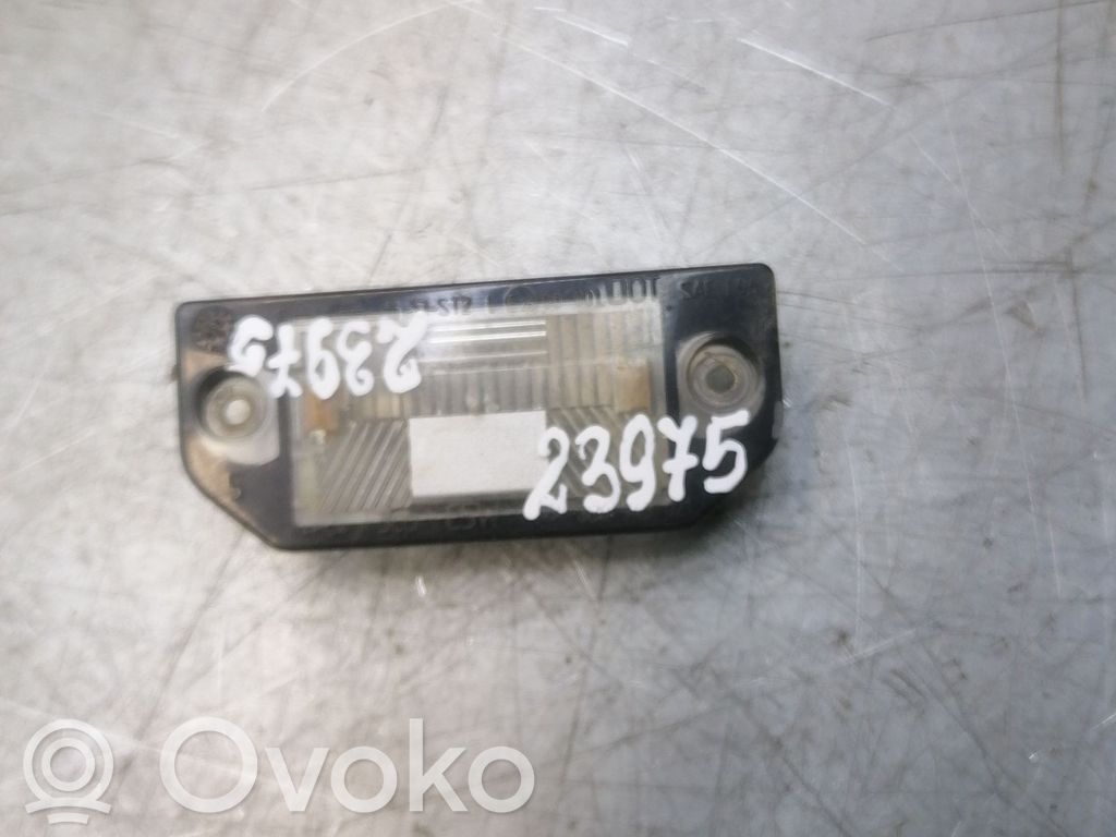 Éclairage de plaque d'immatriculation   E2600001