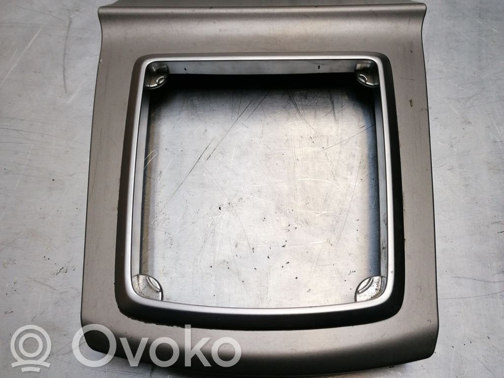 Ford Focus Gear shifter surround trim plastic 