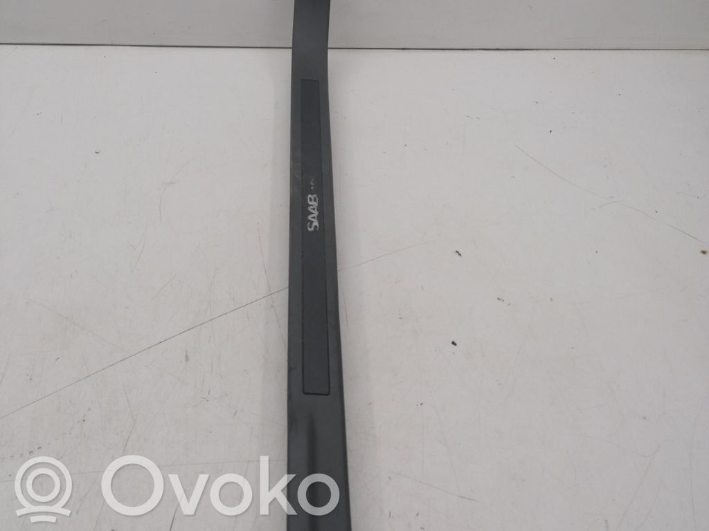 Saab 9-5 Moldura protectora del borde delantero 