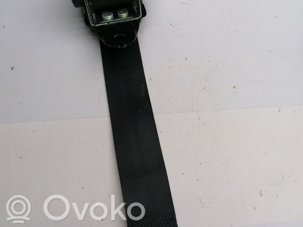 Mazda 3 I Rear seatbelt 