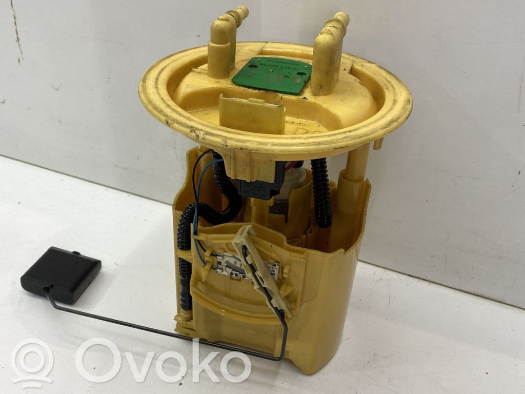 Citroen C5 Polttoainesäiliön pumppu 