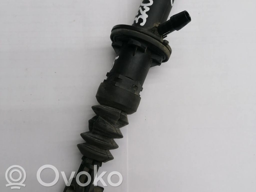 Renault Clio III Clutch master cylinder 
