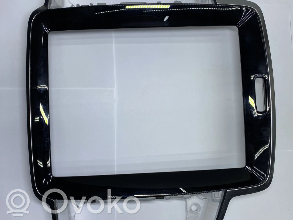 Volvo XC90 Radio/GPS head unit trim 