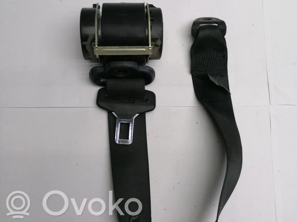 Mitsubishi Colt Cinturón trasero 
