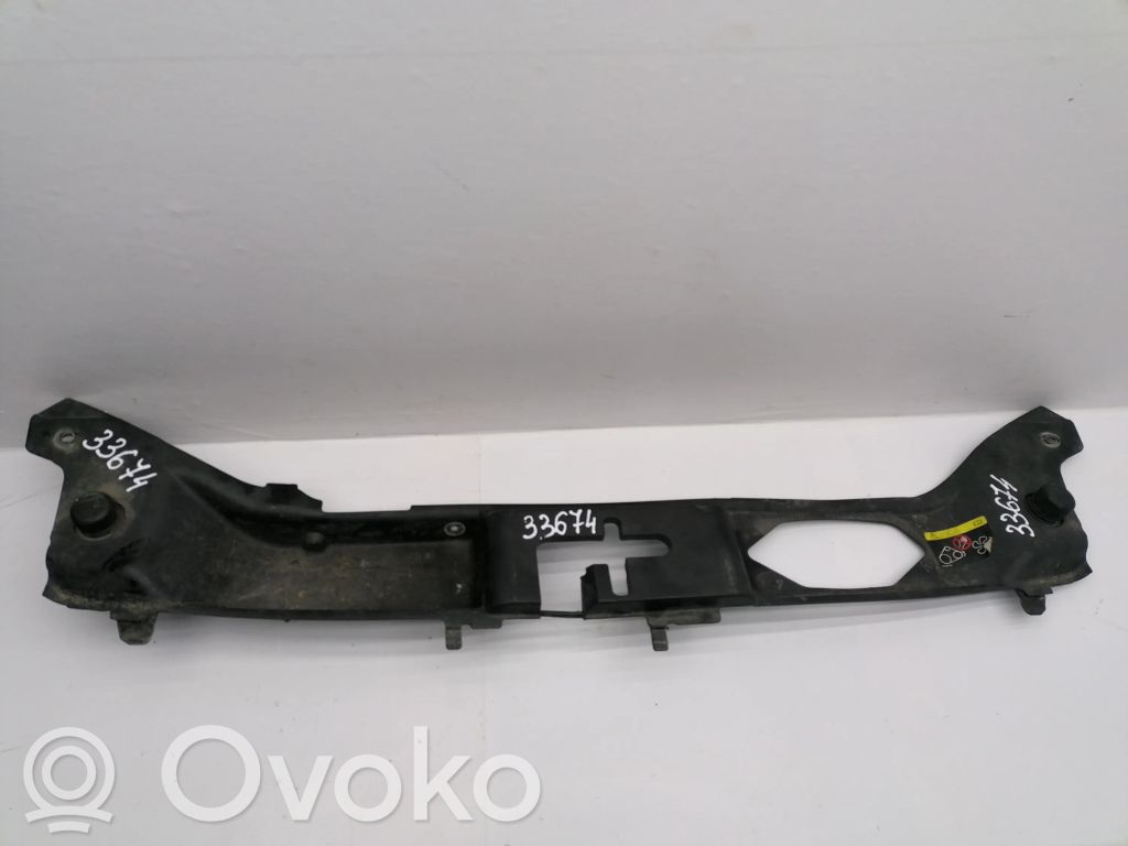 Volvo V50 Apdaila variklio dangčio spynos 
