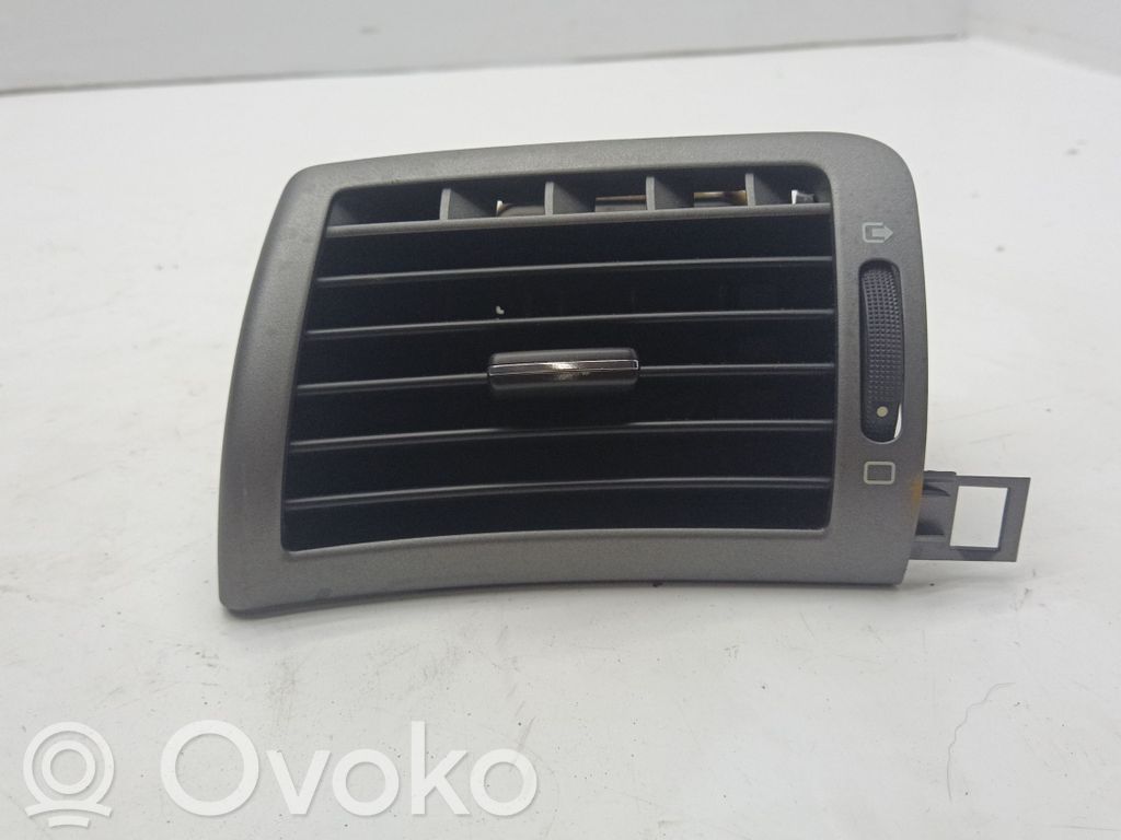 Peugeot 407 Grilă ventilație/ramă laterală bord 