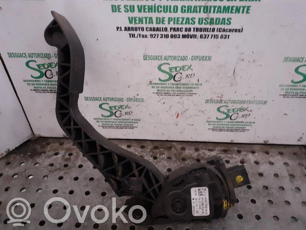 Peugeot 207 Accelerator throttle pedal 