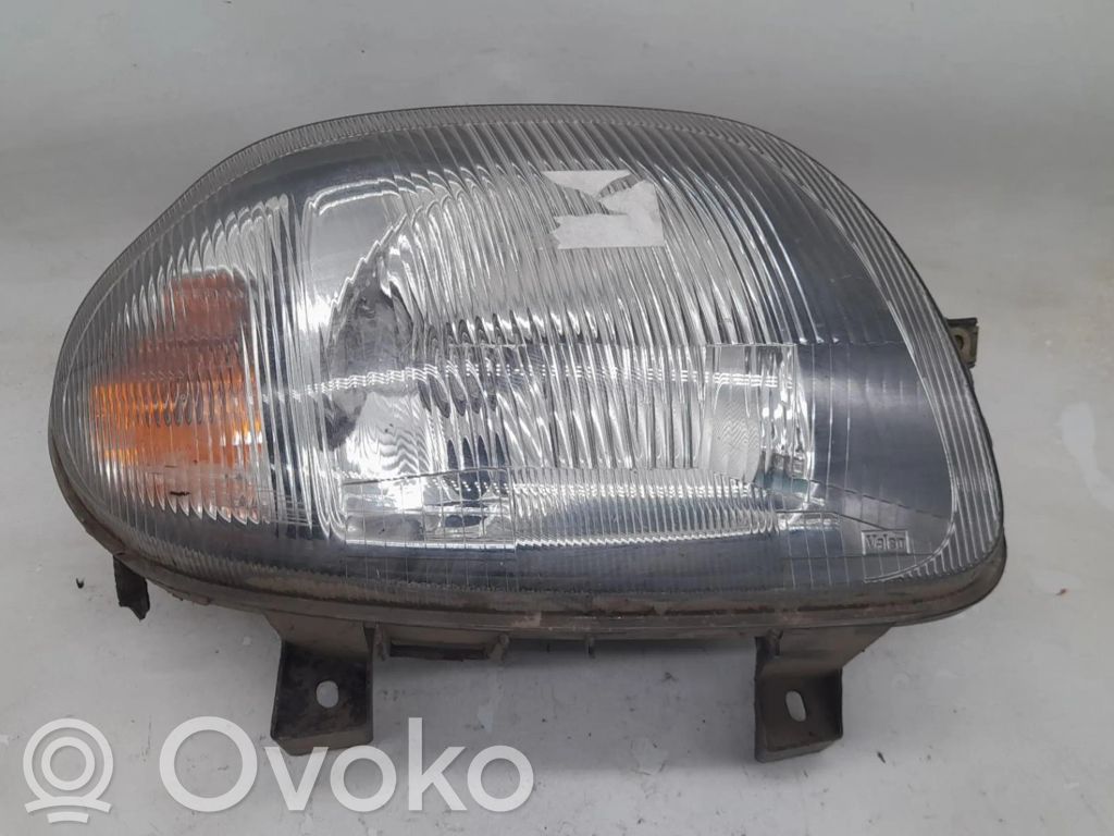 Renault Clio II Scheinwerfer 