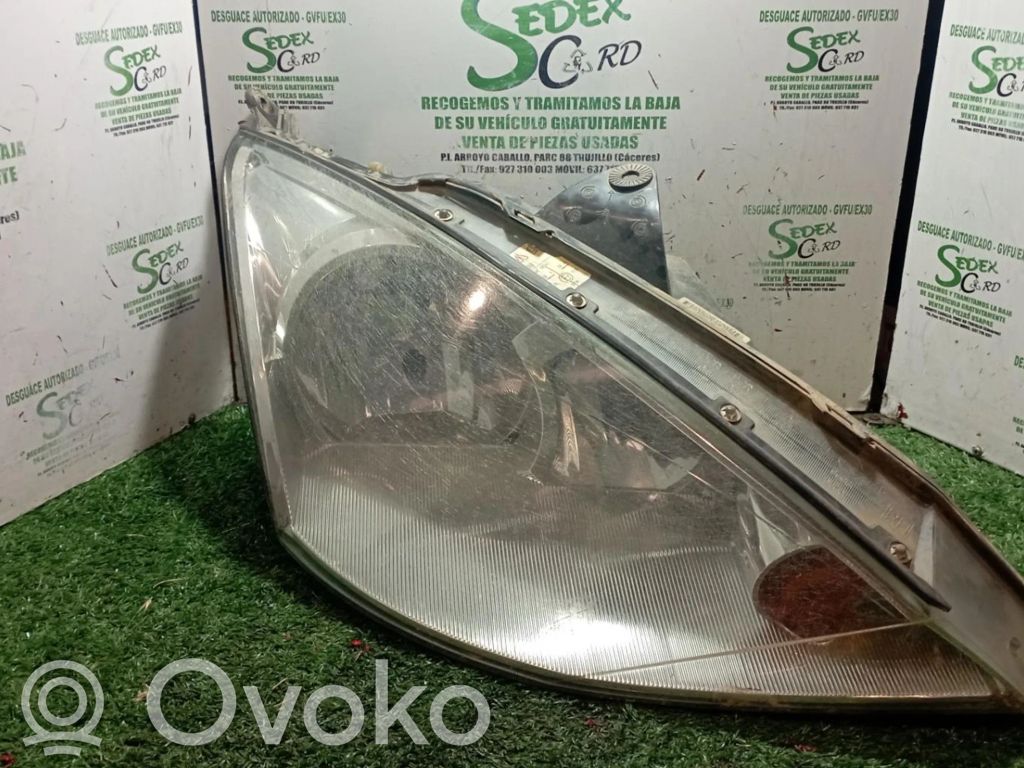Ford Focus Headlight/headlamp 