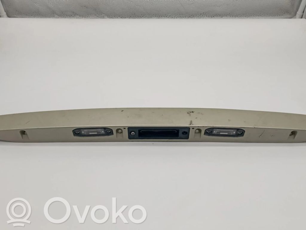 Volvo S40 Garniture inférieure 