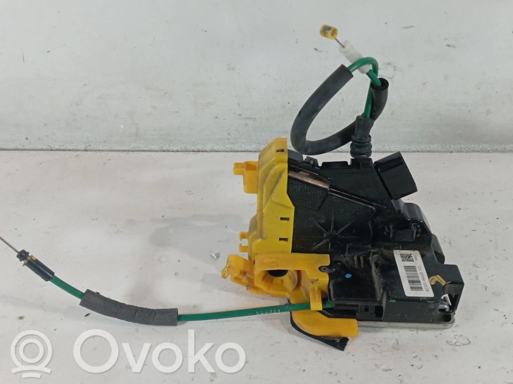 Hyundai i30 Etuoven lukko 